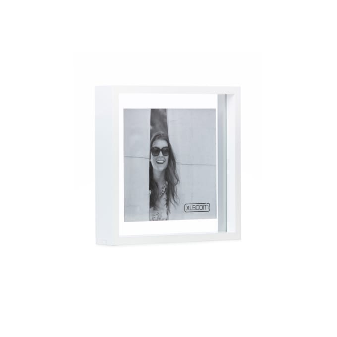 white Square Floating Box 25x25