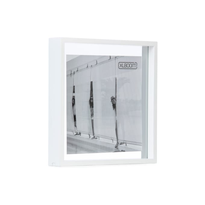white Square Floating box 32x32