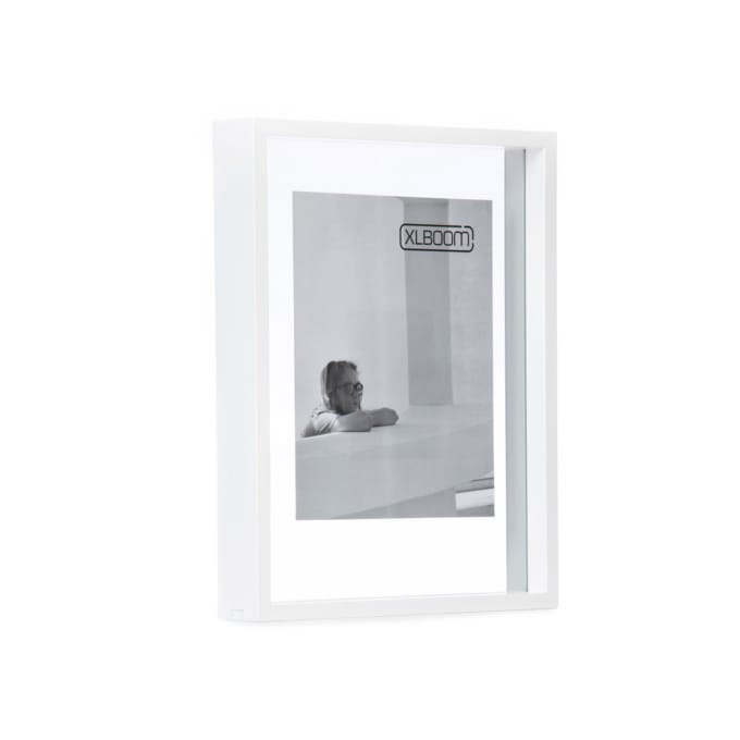 white Floating box 28x35.5