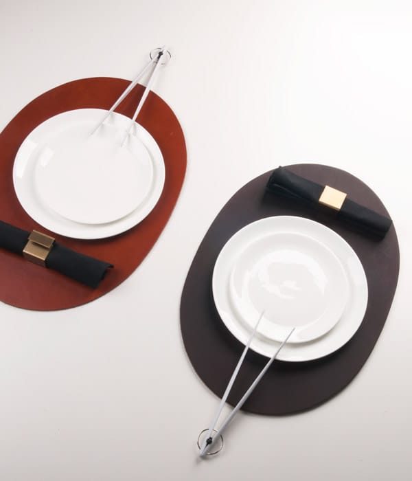 XLBOOM-LOOKBOOK_ELLISPLACEMAT_OVAL_DARKBROWN7