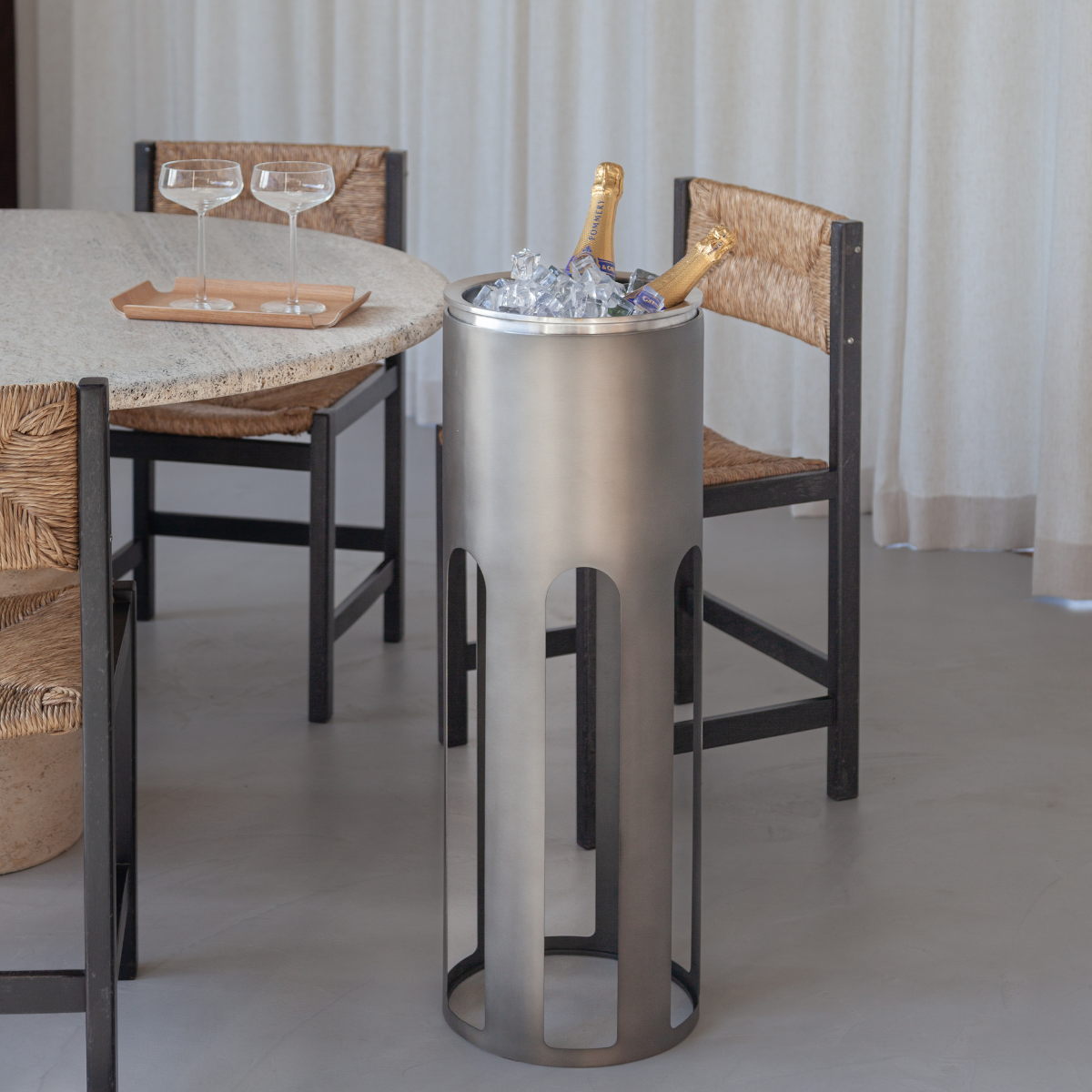 Pillar bar collection